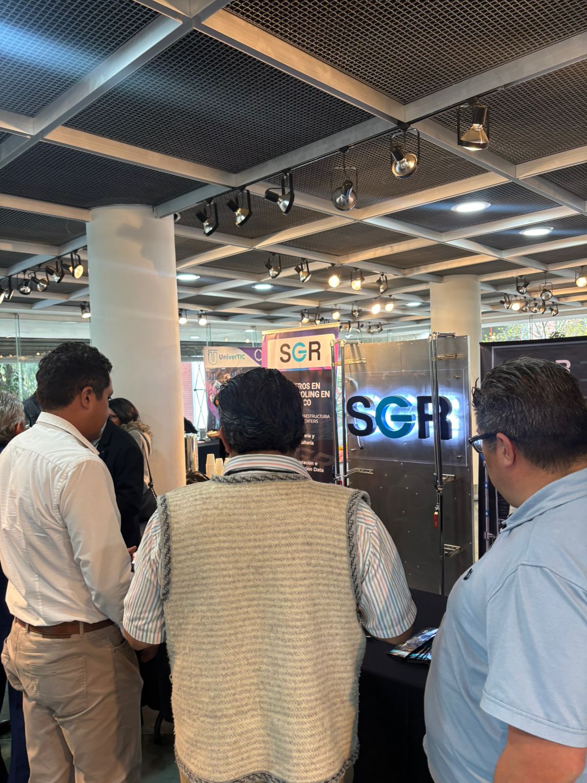 Jornada Tic whatsapp image 2025 12 04 at 1.21.57 pm (1)